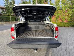 2018 Nissan Navara ST-X D23 Series 3 4x2 White Diamond