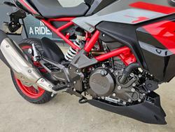 2024 BMW Motorrad G 310 R GRANITGRAU METALLIC