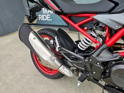 2024 BMW Motorrad G 310 R GRANITGRAU METALLIC