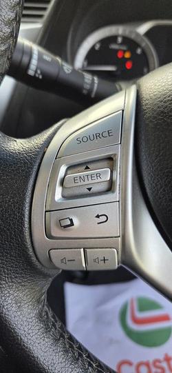 2015 Nissan Navara ST D23 4X4 Dual Range Burning Red