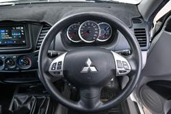 2015 Mitsubishi Triton GLX