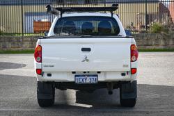 2015 Mitsubishi Triton GLX
