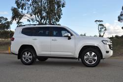 2024 Toyota Landcruiser Sahara