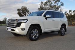 2024 Toyota Landcruiser Sahara