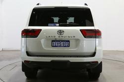 2025 Toyota Landcruiser VX