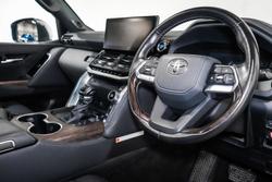 2024 Toyota Landcruiser Sahara