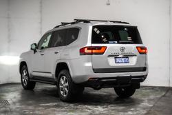2024 Toyota Landcruiser Sahara
