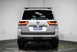 2024 Toyota Landcruiser Sahara