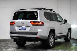2024 Toyota Landcruiser Sahara