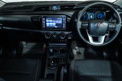 2019 Toyota Hilux SR