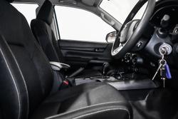 2019 Toyota Hilux SR