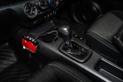 2019 Toyota Hilux SR