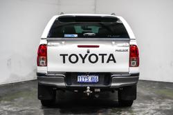 2019 Toyota Hilux SR