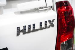 2019 Toyota Hilux SR