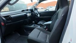 2017 Toyota Hilux Workmate TGN121R 4x2 Glacier White
