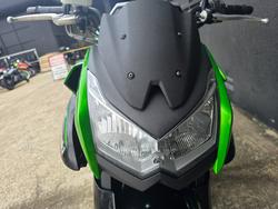 2013 Kawasaki Z1000 GREEN