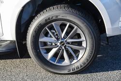 2026 Isuzu MU-X LS-U MY25.5 4X4 Dual Range Moonstone White