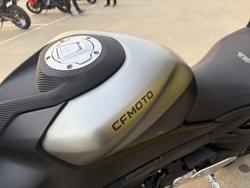 2025 CFMOTO 450 SR S NEBULA BLACK