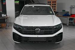 2025 Volkswagen Touareg R