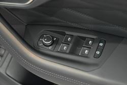 2025 Volkswagen Touareg R