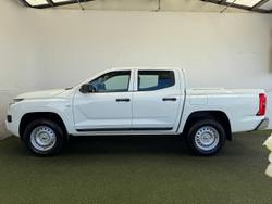 2025 Mitsubishi Triton GLX