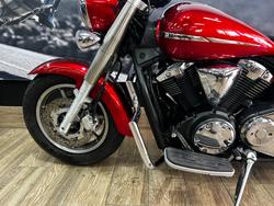 Yamaha 2008 yamaha 1300CC XVS1300AX RED