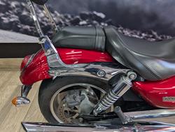 2005 Triumph ROCKET III RED
