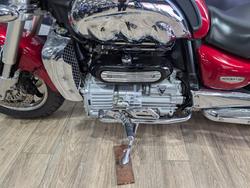 2005 Triumph ROCKET III RED