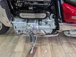 2005 Triumph ROCKET III RED