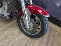 2005 Triumph ROCKET III RED