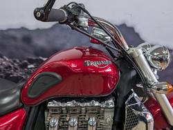 2005 Triumph ROCKET III RED