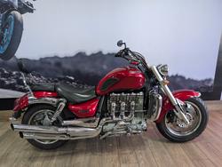 2005 Triumph ROCKET III RED