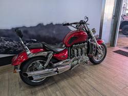2005 Triumph ROCKET III RED