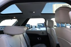 2021 Land Rover Discovery D300 SE