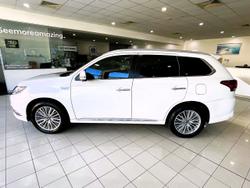 2019 Mitsubishi Outlander PHEV Exceed