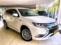 2019 Mitsubishi Outlander PHEV Exceed