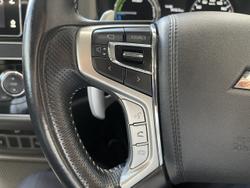 2019 Mitsubishi Outlander PHEV Exceed