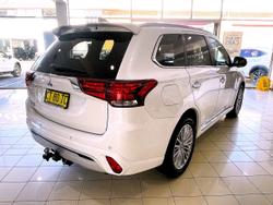2019 Mitsubishi Outlander PHEV Exceed
