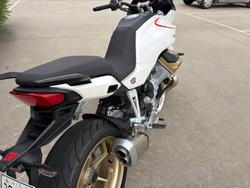 2023 MOTO GUZZI V100 MANDELLO