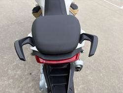 2023 MOTO GUZZI V100 MANDELLO