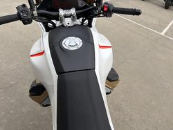 2023 MOTO GUZZI V100 MANDELLO