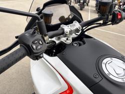 2023 MOTO GUZZI V100 MANDELLO