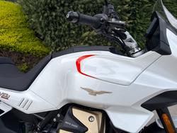 2023 MOTO GUZZI V100 MANDELLO