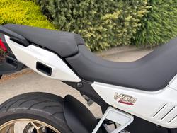 2023 MOTO GUZZI V100 MANDELLO