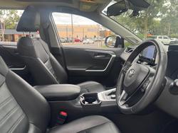 2020 Toyota RAV4 Cruiser