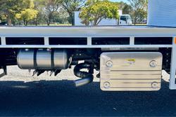 2025 Isuzu F Series FVL 260-300 AT R67
