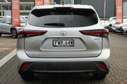 2025 Toyota Kluger GX