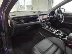 2023 Porsche Macan T