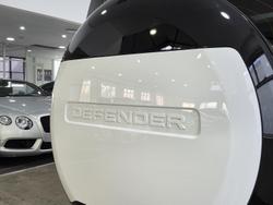 2023 Land Rover Defender 110 D300 X-Dynamic HSE