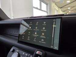 2023 Land Rover Defender 110 D300 X-Dynamic HSE